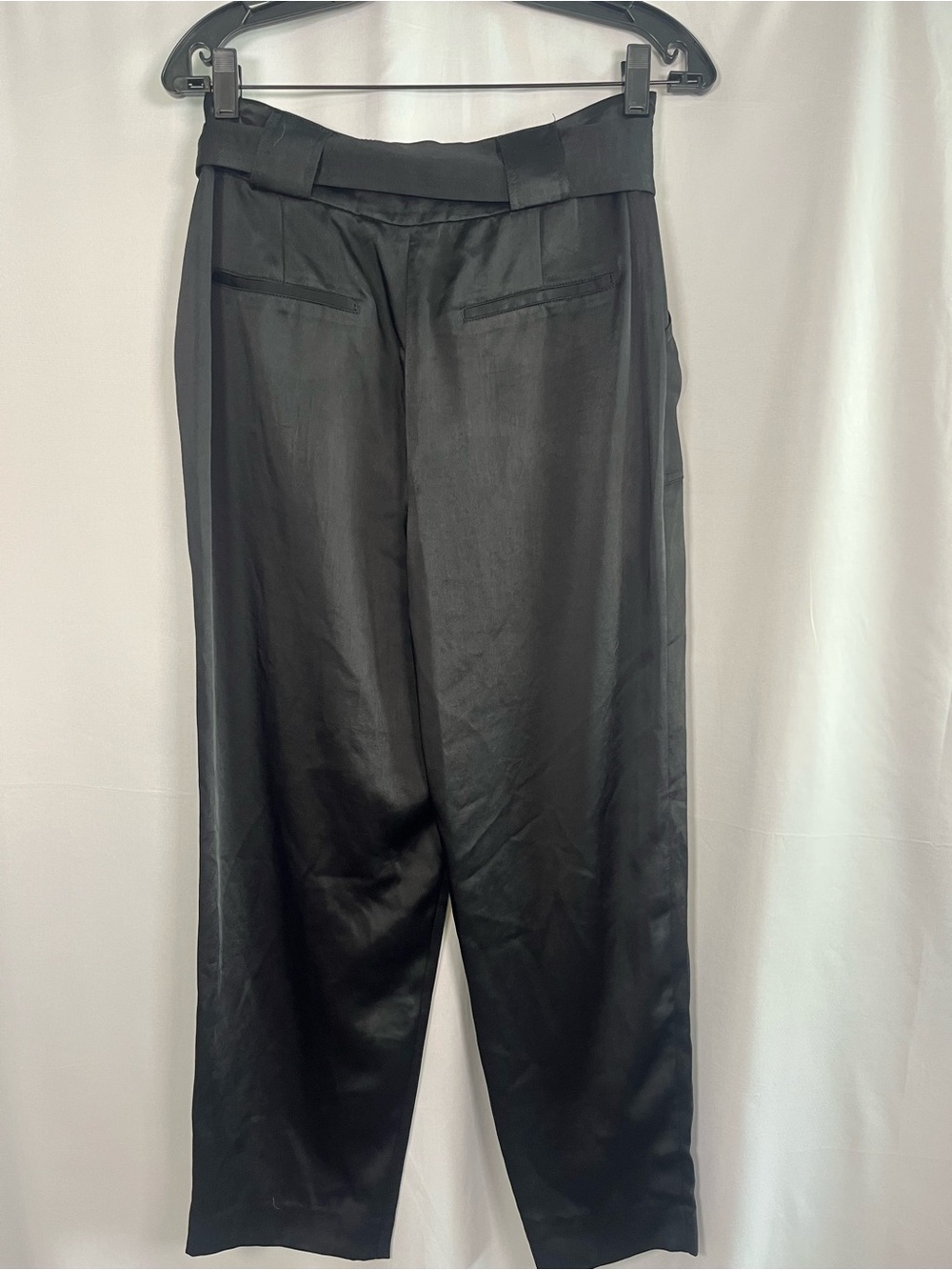 Ramy brook black Hayden belted satin cropped utility pants NWT SZ 6 - Picture 5 of 8